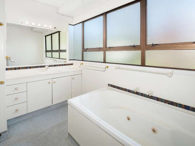 157 Waikite Road Welcome Bay_11