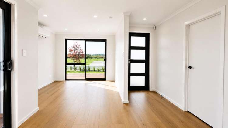118 Scott Road_3