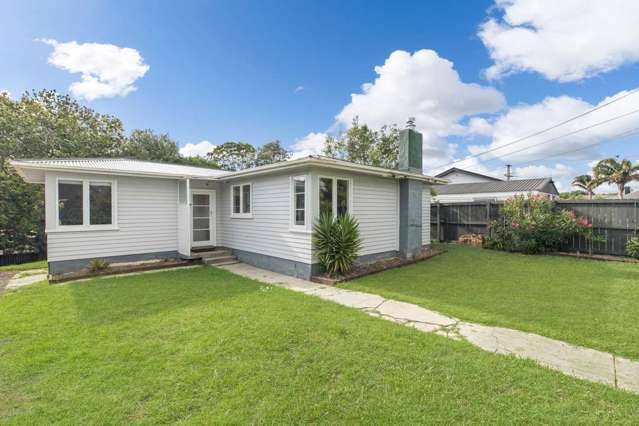 Warm & Sunny Home in Otara