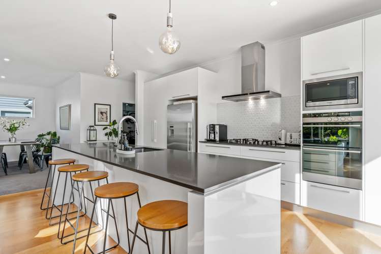 9 Symes Drive Red Beach_11