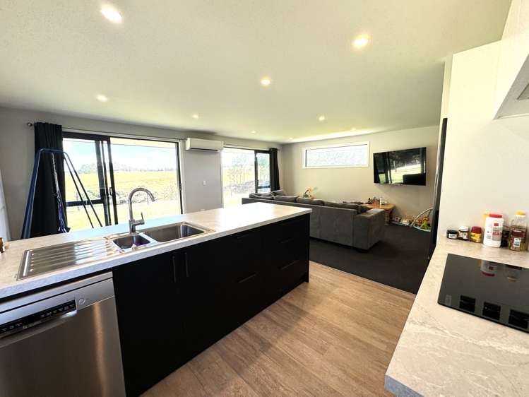 64 Cameron Road Balclutha_5