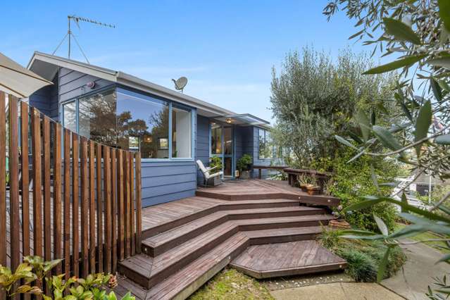 11 Donald Street Stanmore Bay_4