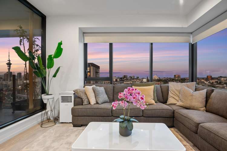 1403/8 Hereford Street_2