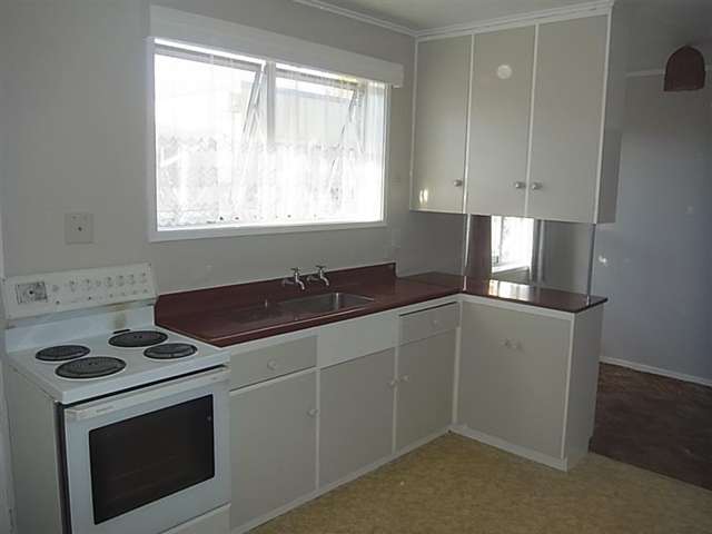 2/500 Southampton Street East 10482_2