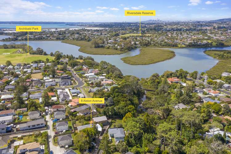 8 Alston Avenue Kelston_16