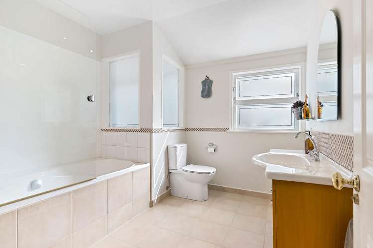 11 Bannockburn Place Saint Heliers_13