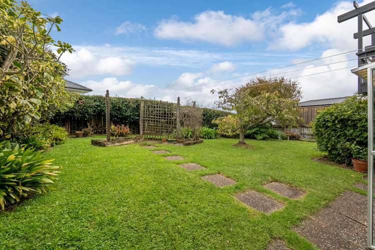 2/371 East Coast Road Mairangi Bay_21