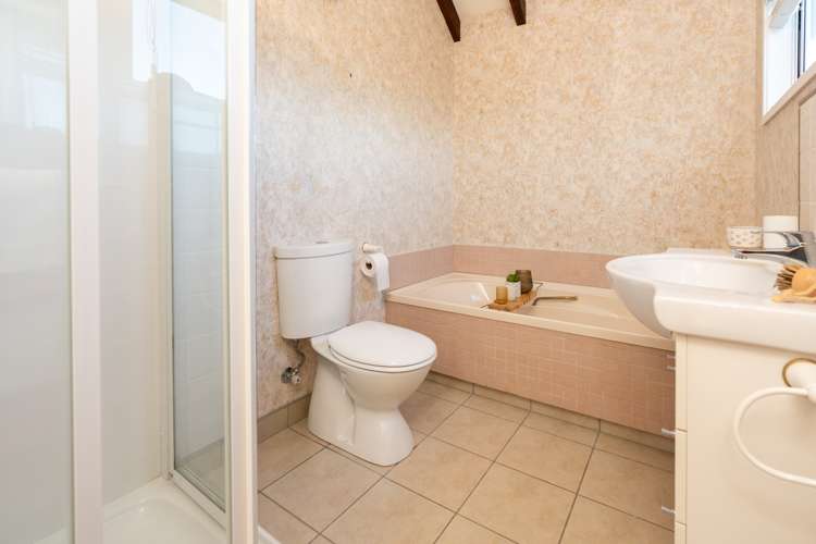 113 Field Way Waikanae Beach_34