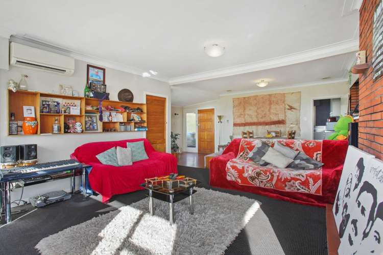 85 Glengarry Road Glen Eden_15