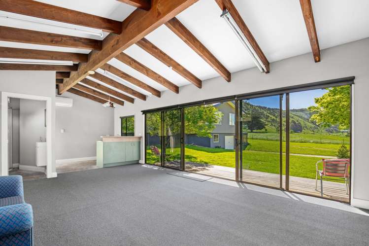 5892 Ettrick - Raes Junction Road Roxburgh_22
