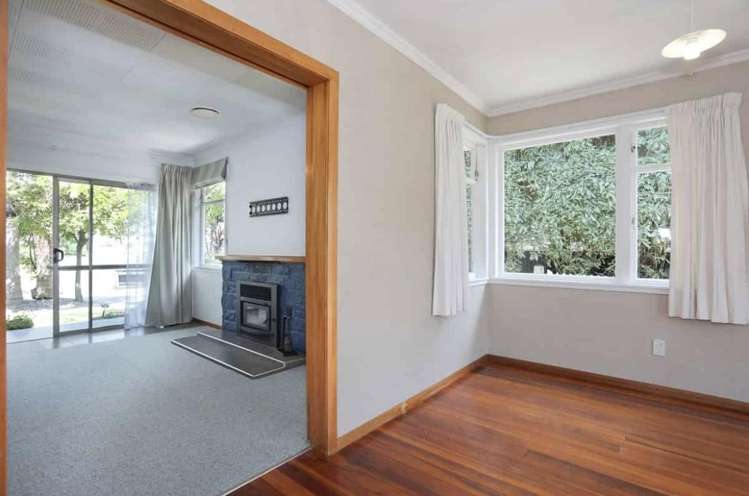 8 Nairn Crescent Awapuni_6