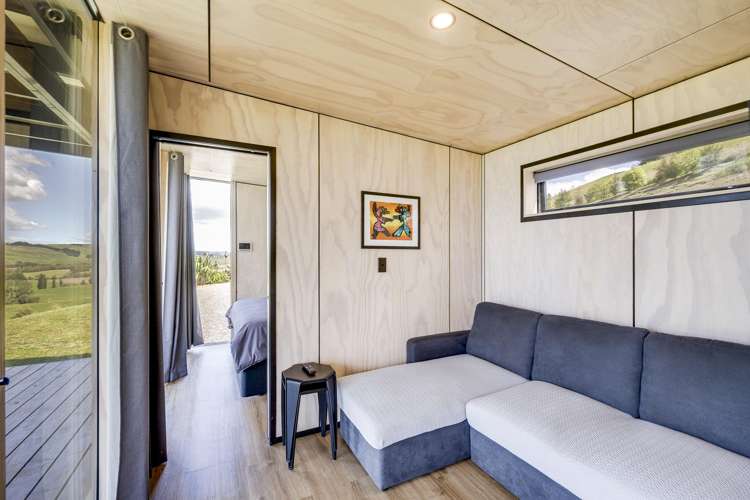 2564 Middle Road Poukawa_11