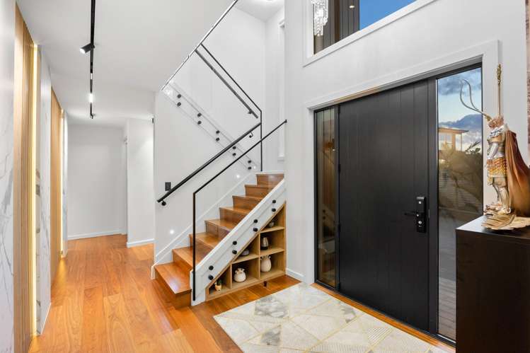 4 Taku Close Long Bay_14