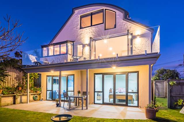 102 Seaview Road Paraparaumu Beach_1