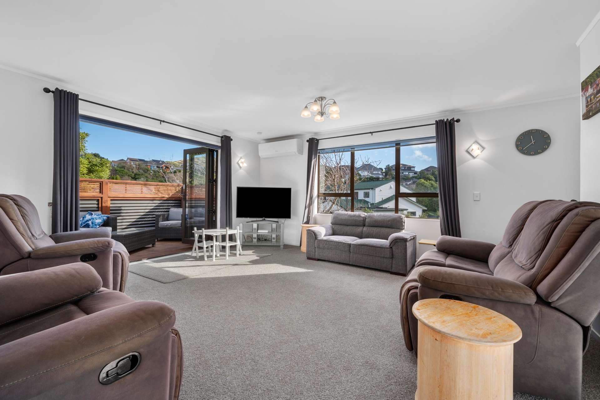 6 Wantwood Grove Churton Park_0