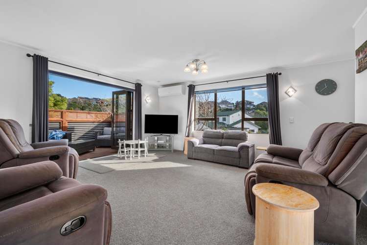 6 Wantwood Grove Churton Park_2