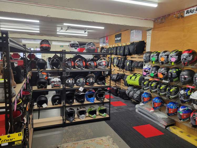 Motorcycling Downunder Christchurch Central_4