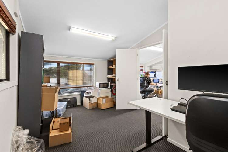 816 Karamu Road North Mayfair_2