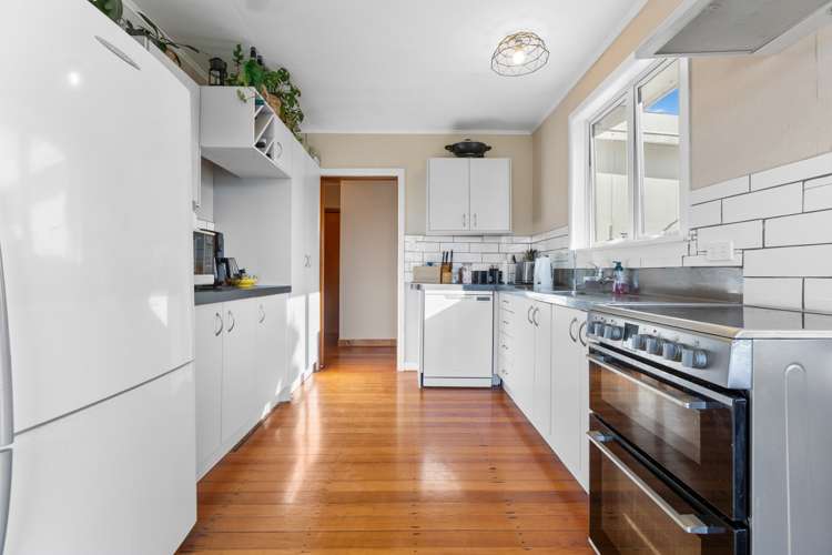 16 Cumming Street Okato_6