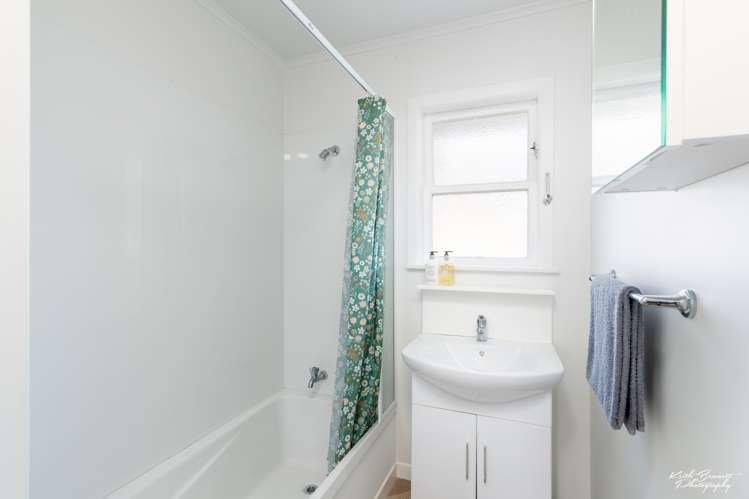 1/598 Fergusson Drive Trentham_7