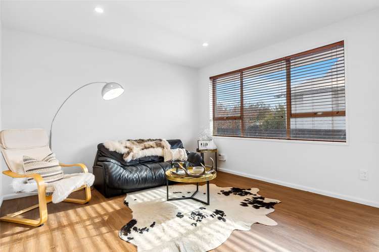 2/8 Sylvan Street Hillmorton_6