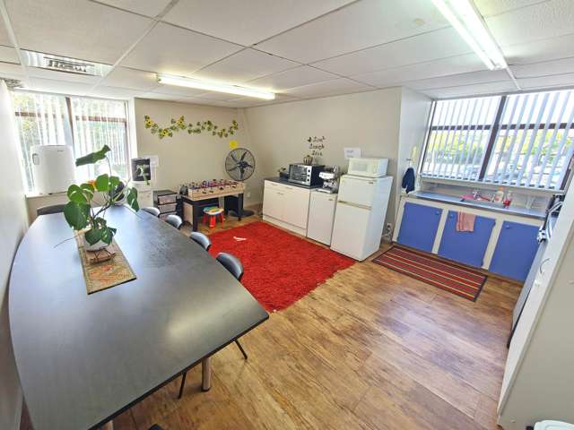Office A/2-10 Rushgreen Avenue Papakura_2