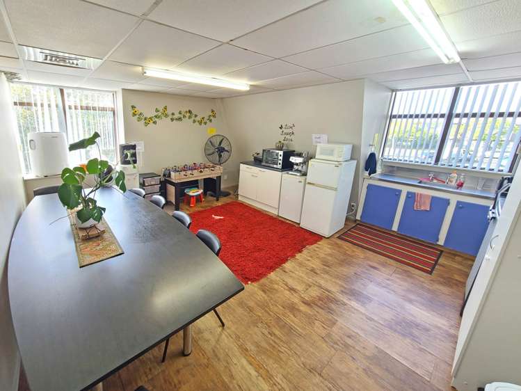 Office A/2-10 Rushgreen Avenue Papakura_2