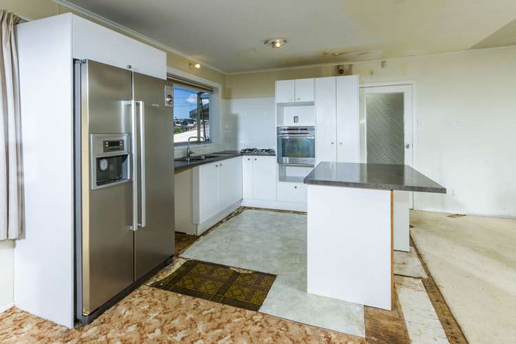 167 Beach Road Castor Bay_27