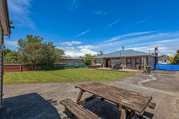 8 Hulke Street Foxton_21