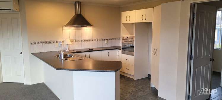 13 Gendo Avenue Henderson_4