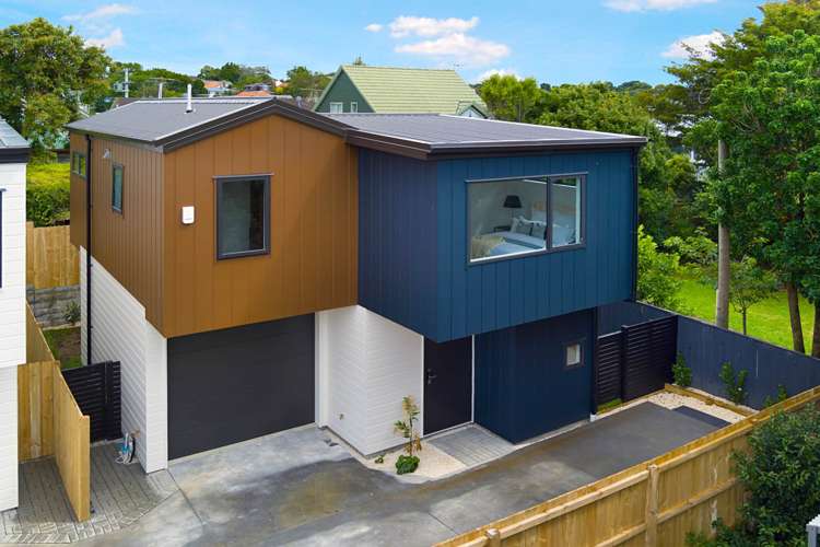 11A & 11B Cadman Avenue Greenlane_22