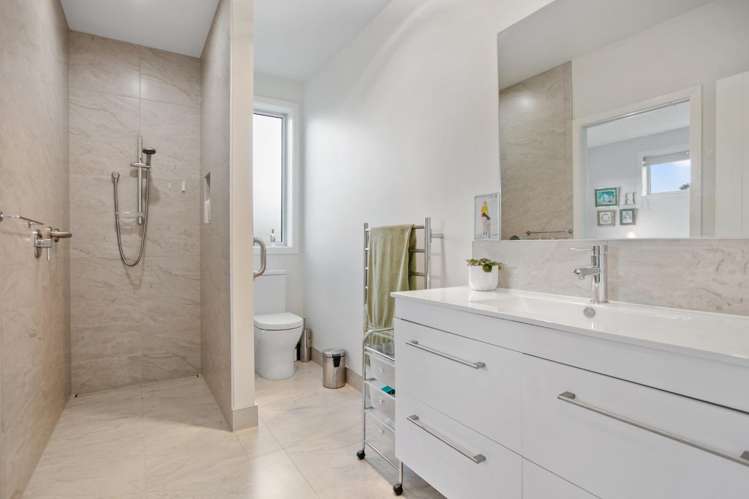 19 Patricia Place 11545_8