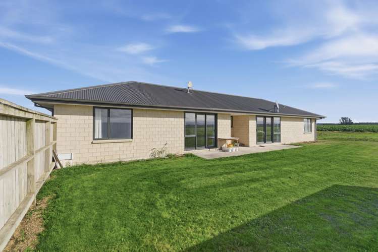 803 Ardlui Road Te Pirita_20