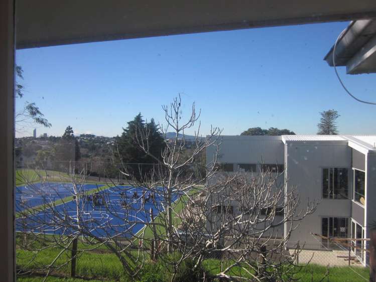 6/15 Gladstone Road Northcote_8