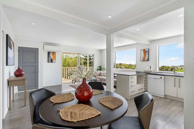 1/7 Malters Place Browns Bay_9