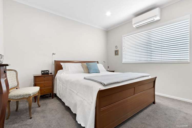 33 Castlebane Drive Flat Bush_12
