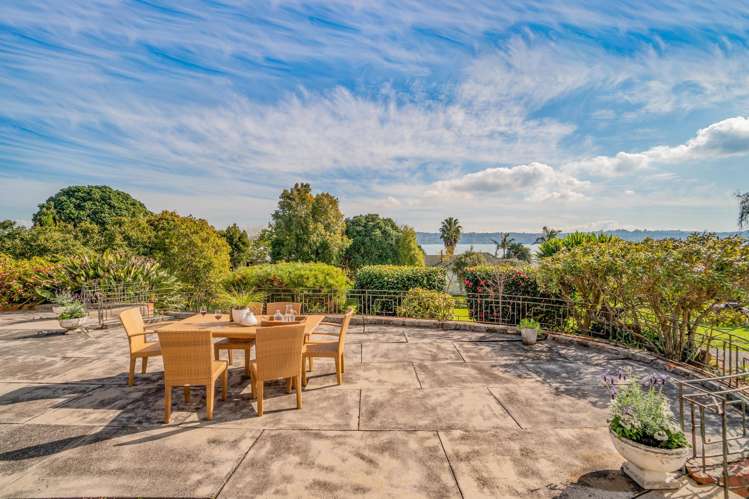 22 Boyd Avenue Mangere Bridge_13