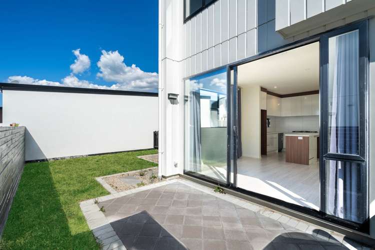 16 Tihema Lane Westgate_11