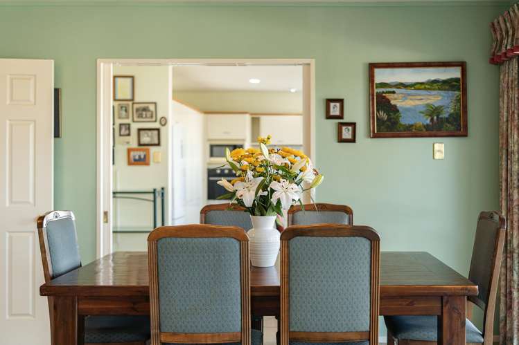 9 Mariposa Crescent Birkenhead_6