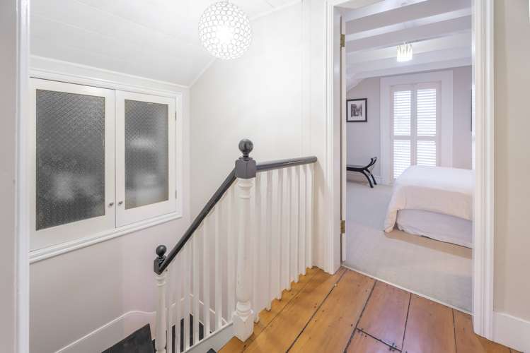 100 Old Mill Road Westmere_26