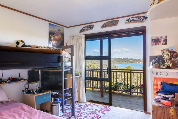 6 Lichen Grove Russell_11