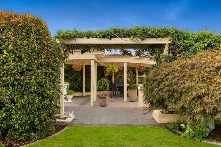 22 Manor Park Drive Pyes Pa_16