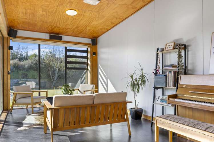 72 Ross Rise Kinloch_15
