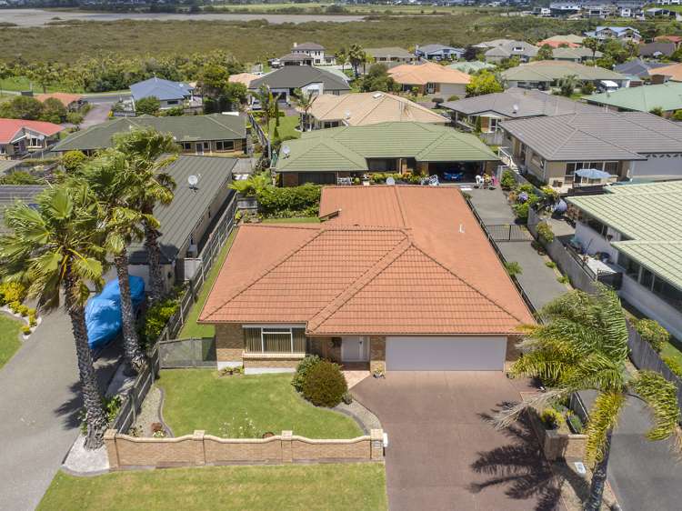 15 Kath Hopper Drive Orewa_2