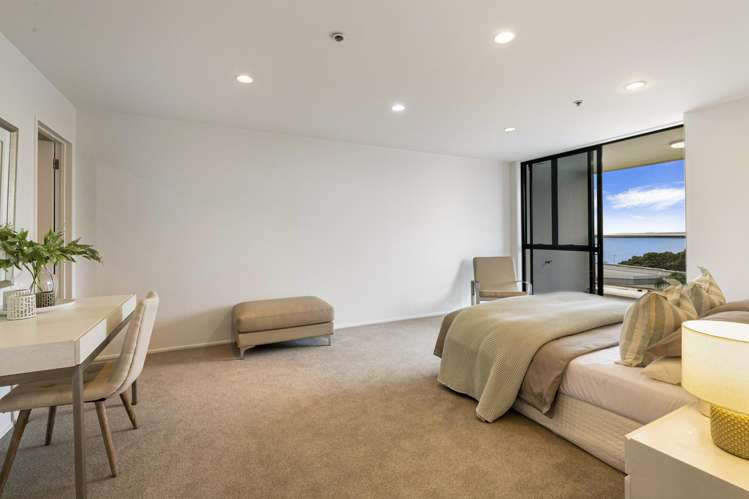 4C/173 Hurstmere Road Takapuna_12