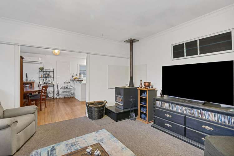 24 Sugden St_5