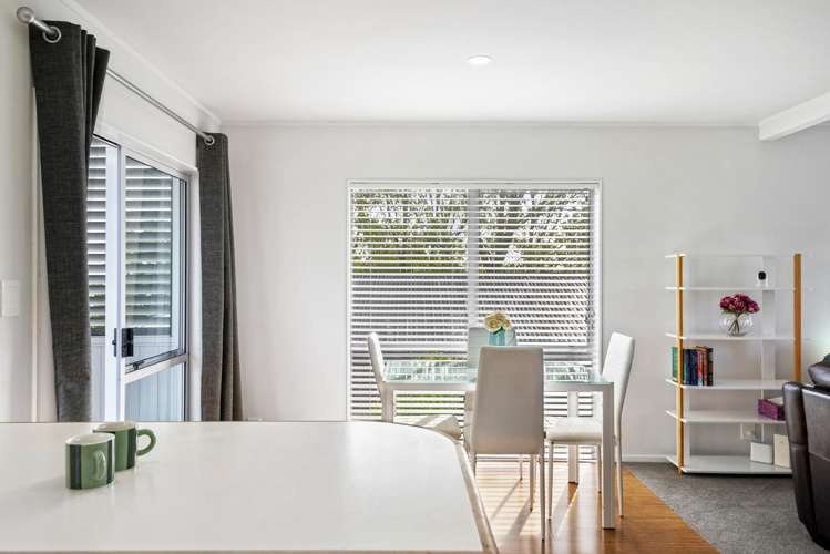 1/18 Altair Place Windsor Park_15