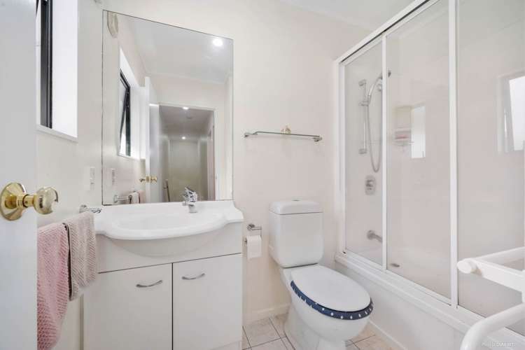 8/19 Roanoke Way Albany_18