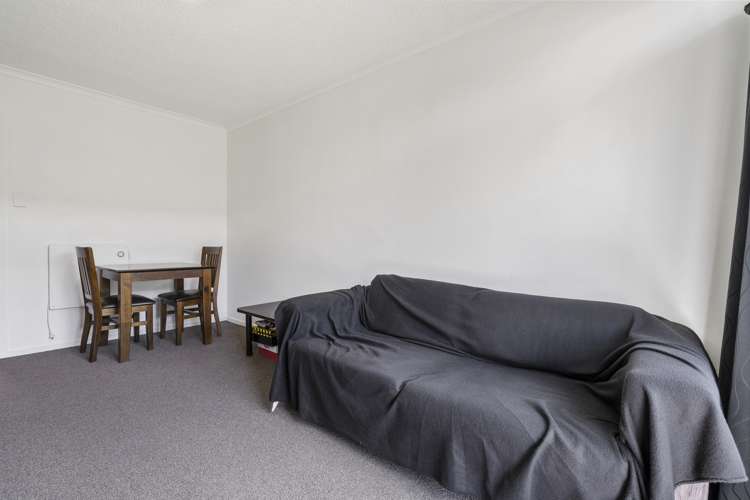 4/35 Campbell Terrace Petone_7