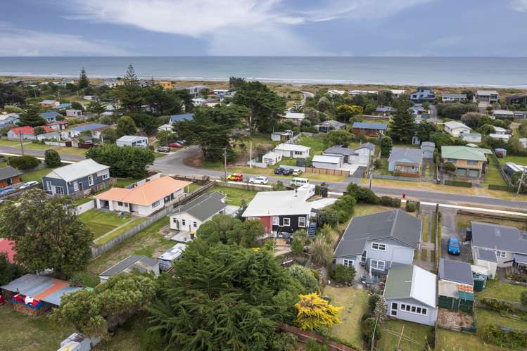 72 Park Avenue Waitarere Beach_12